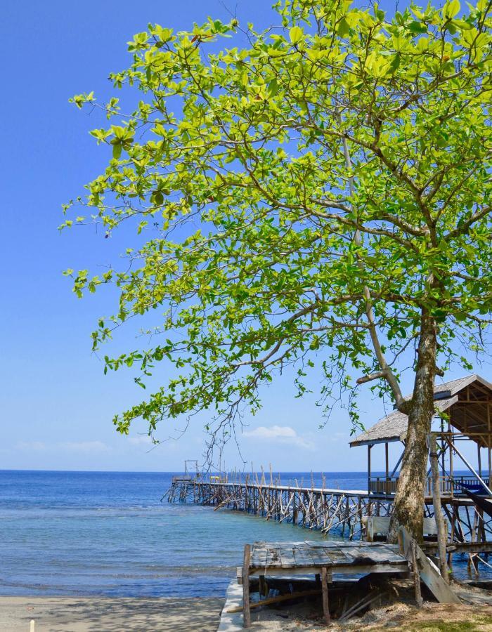 Pristine Paradise Dive Resort - Togean Islands, Una Una Pulau Unauna Buitenkant foto