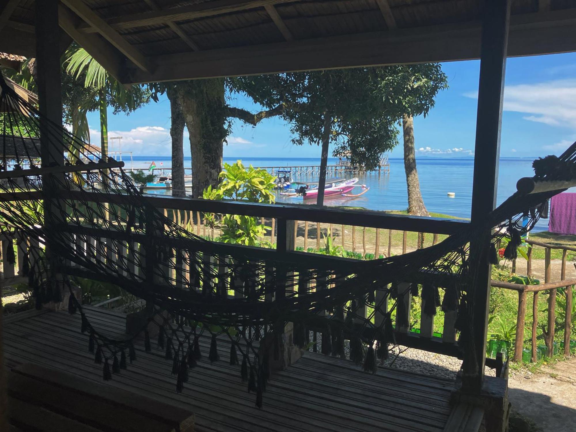 Pristine Paradise Dive Resort - Togean Islands, Una Una Pulau Unauna Buitenkant foto