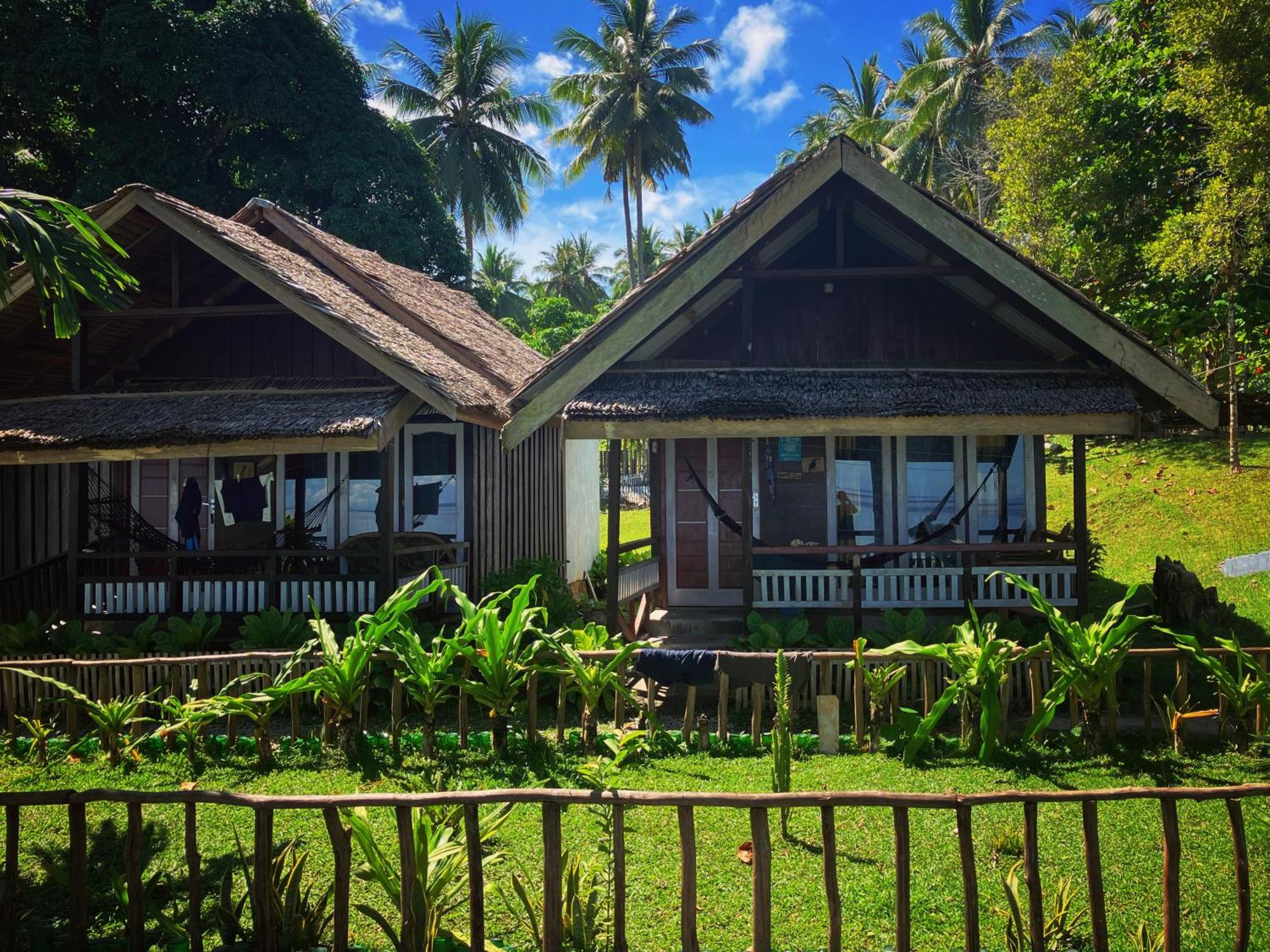 Pristine Paradise Dive Resort - Togean Islands, Una Una Pulau Unauna Buitenkant foto